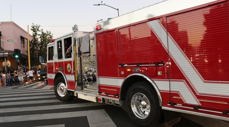 Brooklyn, NY - 13 People Hurt in Crash on 5th Ave