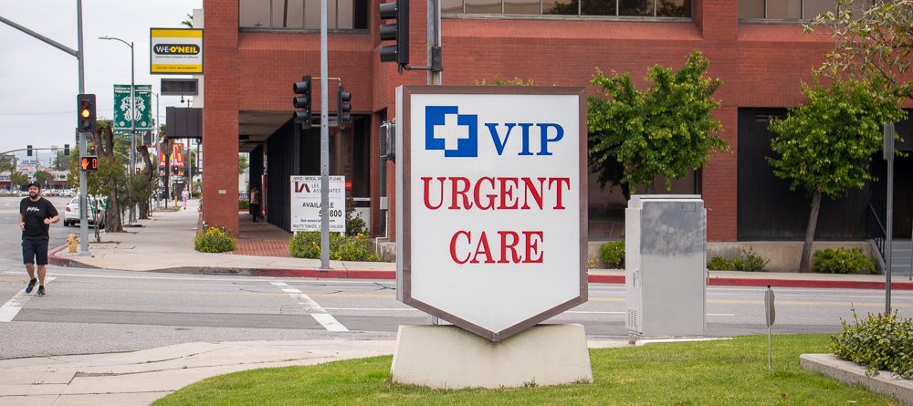 Ridgewood, NJ - Victim Unconscious After Being Attacked by Swarm of Bees at Stop & Shop