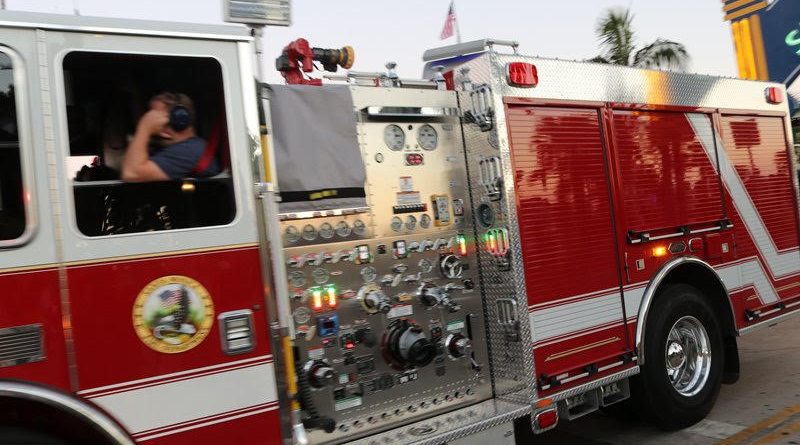 Jersey City, NJ - Seven Firefighters Injured Battling Structure Fire on Bergen Ave