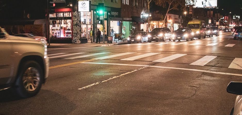 Newark, NJ – Vehicle Collision with Injuries Reported on Broad St near Prudential Dr