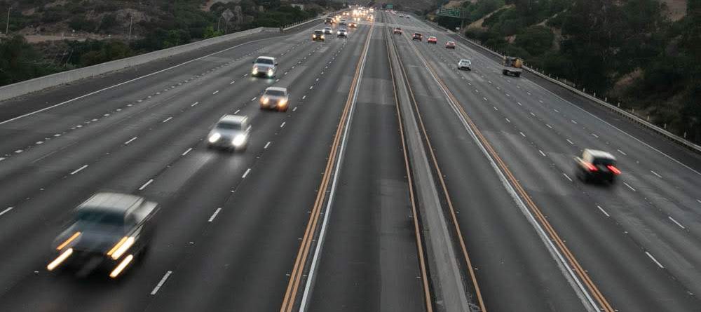 Plainview, NY - Major MVA on L.I.E near Sunnyside Blvd