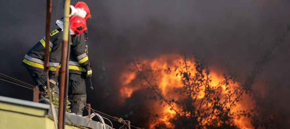Manhattan, NY - Injury Fire at Hotel on W 40th St