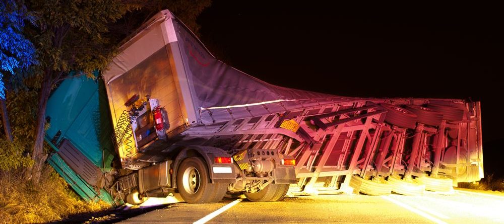 Sayreville, NJ – Serious Injury Multi-Car Crash Caused by Detached Trailer on Rte 9 S