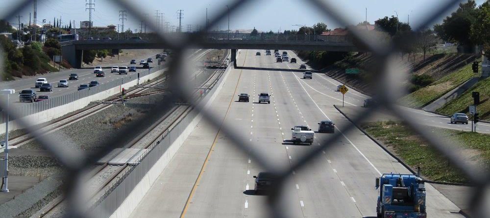 Jersey City, NJ - Four Hurt in Multi-Car Collision on NJ-440 and Communipaw Ave