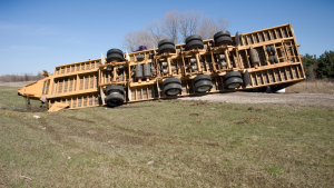 Injuries Reported in Tractor-Trailer Collision with Box Truck on New Jersey Tpk