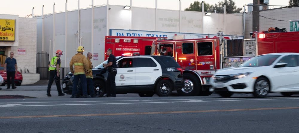 1 Injured in Two-Car Crash at Abinger Pl & Norwood St