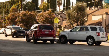 Injury Two-Car Crash at Valley Rd & Taylor St
